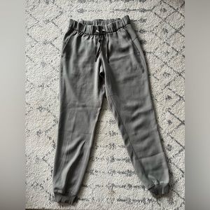 Lululemon joggers